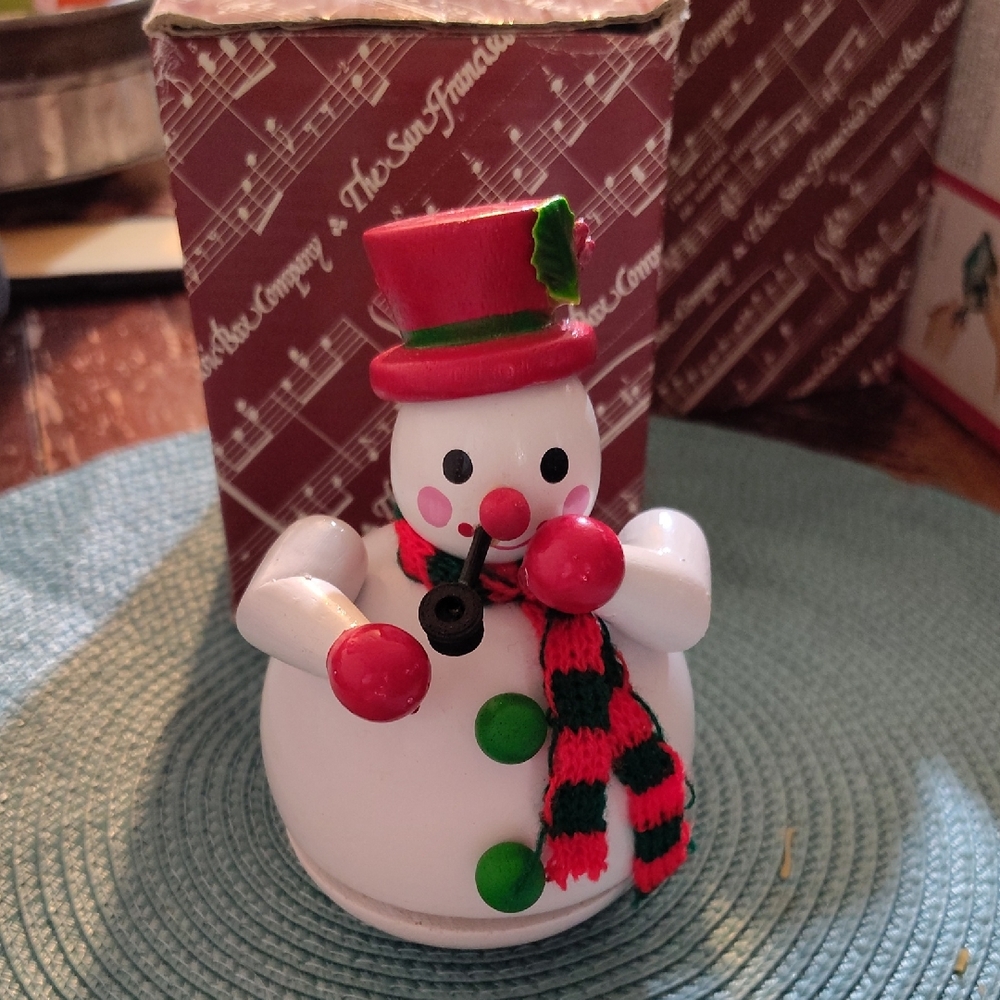 Vintage San Francisco Music Box Co Frosty The Snowman Rotating Music Box